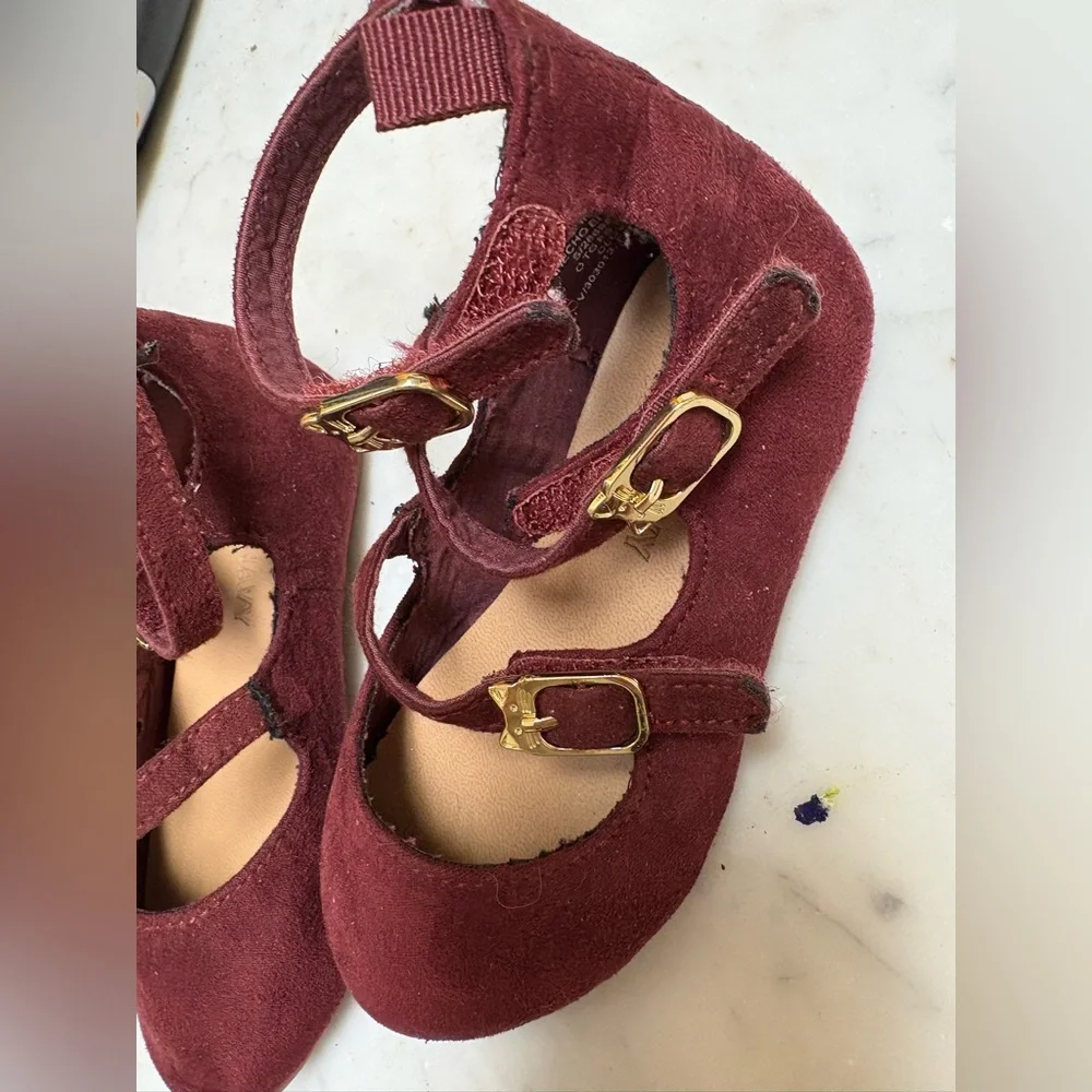 Old Navy Burgundy Mary Jane Dress Shoes for Kids